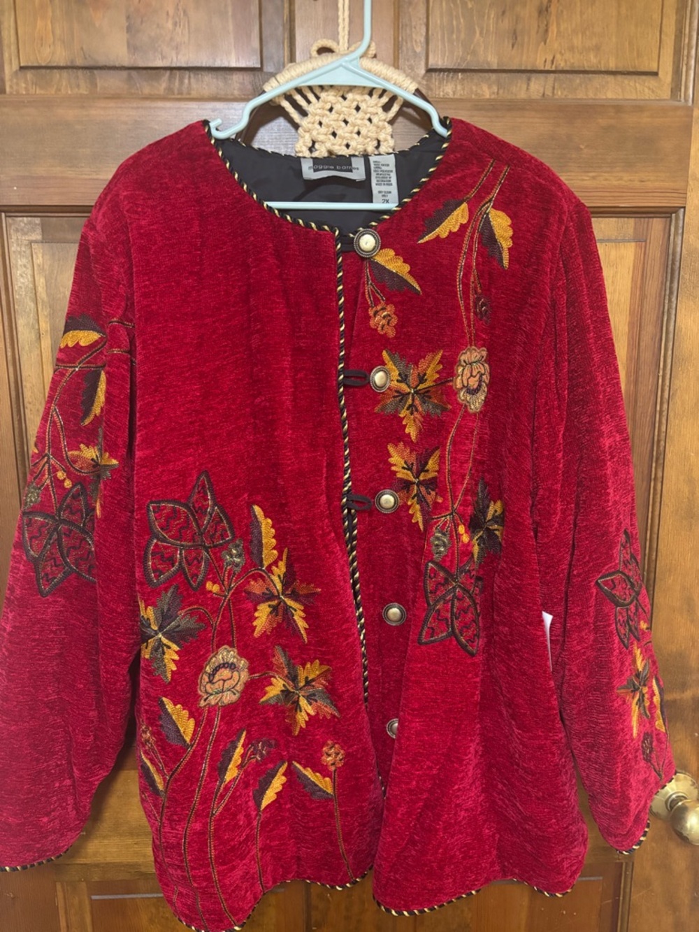 Vintage Red Velvet Embroidered Button Jacket